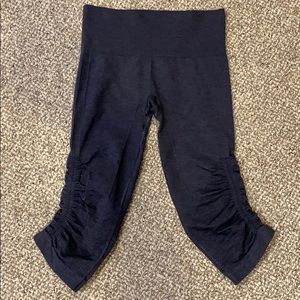 lululemon heathered blue Flow & Go crops